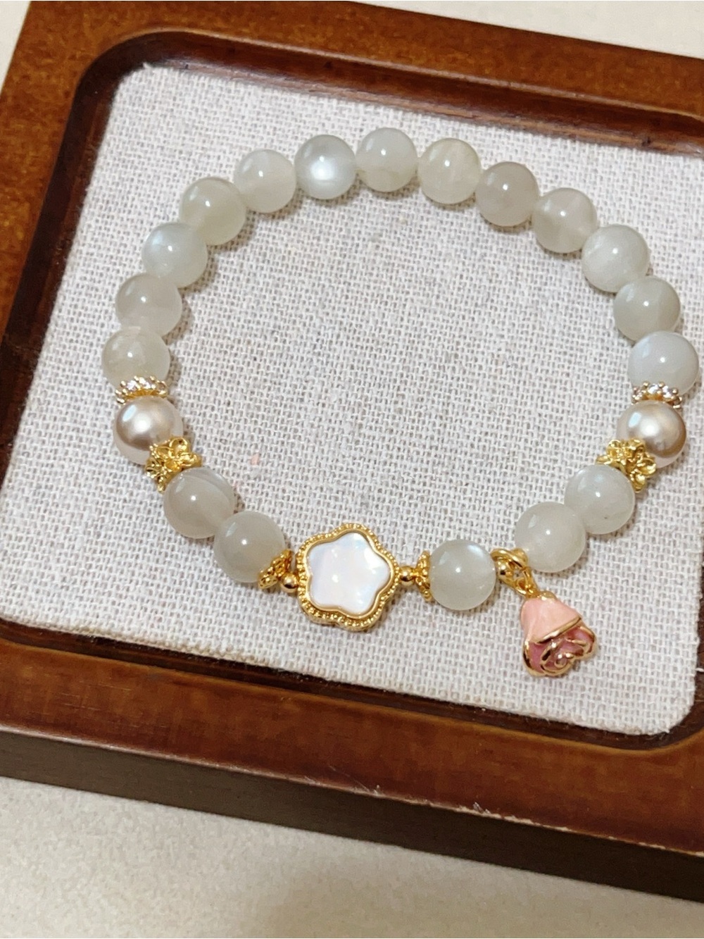Real Mother of Pearl Star Charm with silver White Moonstone bead Bracelet 8mm
